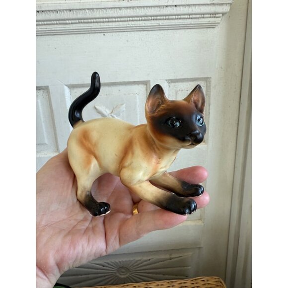 Vintage MCM Lefton Siamese Cat figurine Pouncing Playful - Picture 2 of 11